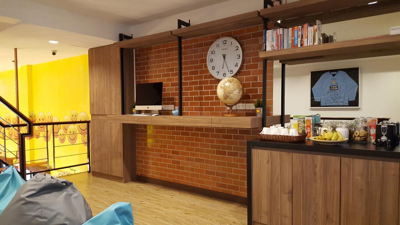 Big Smile Hotel กรุงเทพมหานคร ภายนอก รูปภาพ