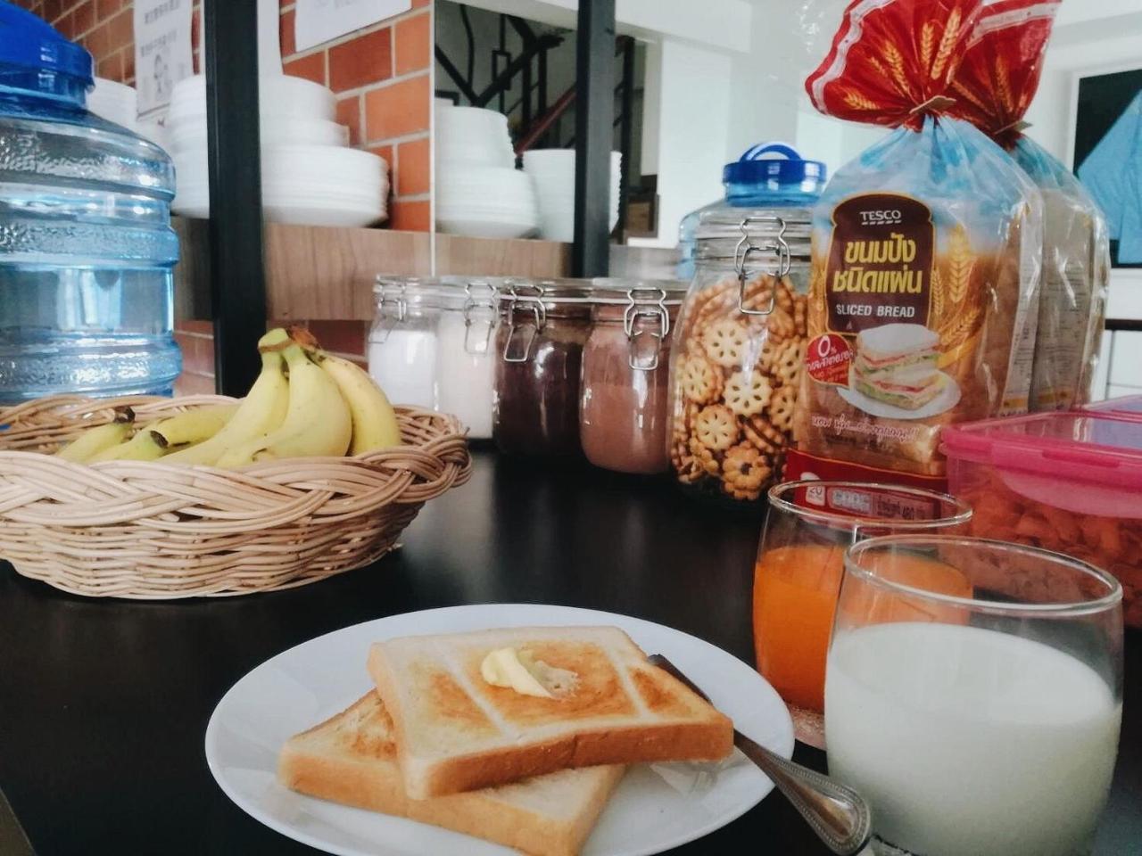 Big Smile Hotel กรุงเทพมหานคร ภายนอก รูปภาพ